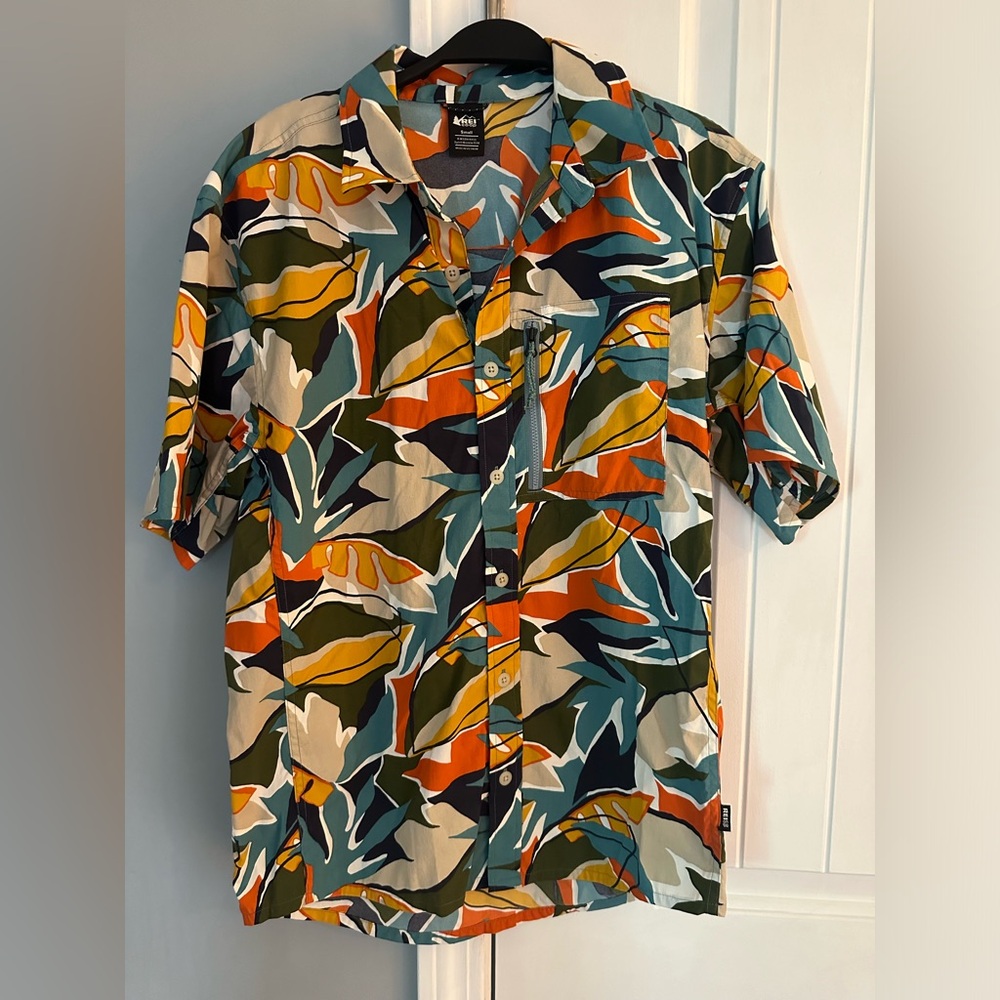 REI Trailmade Button up shirt